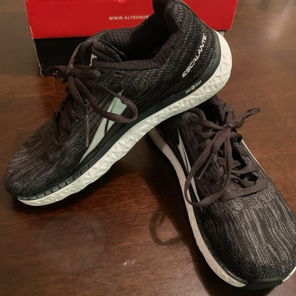 Altra Escalante Running Shoes